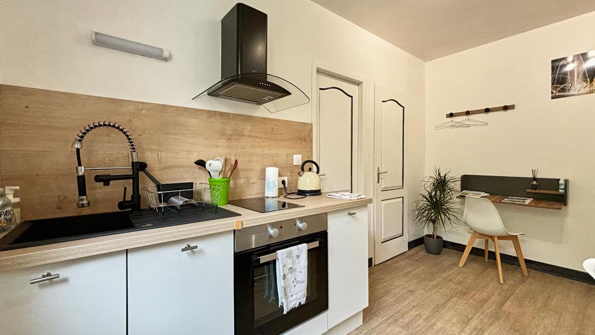 Agreable Studio En Hyper Centre Nevers Exterior photo