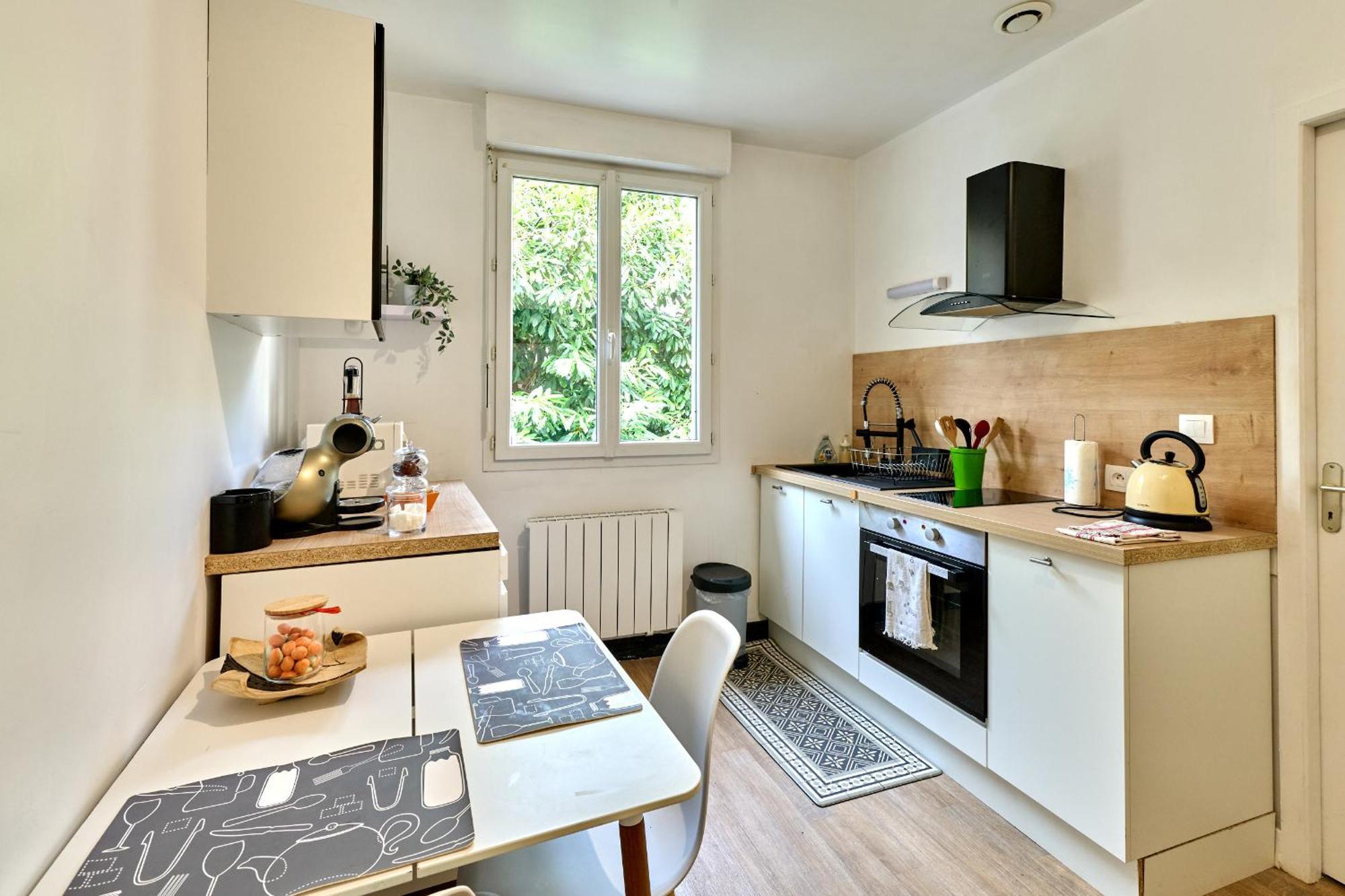 Agreable Studio En Hyper Centre Nevers Exterior photo